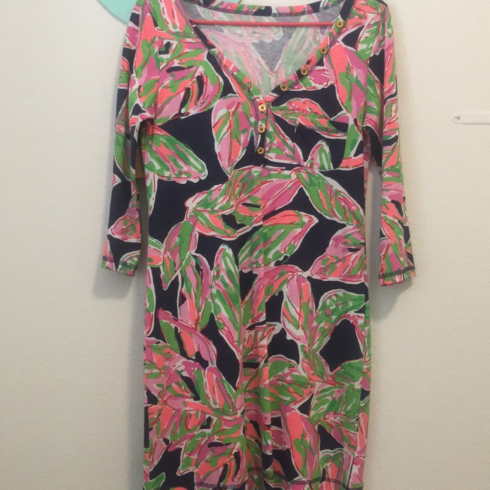 Lilly Pulitzer dress. Size small